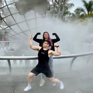 Meet your Posher, Wade